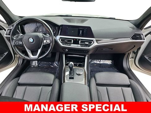 Used 2021 BMW 330i Sedan w/ Driving Assistance Package RWD image 9