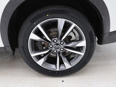 Used 2024 INFINITI QX60 Luxe AWD/4WD image 10