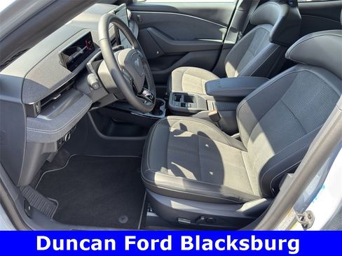 New 2025 Ford Mustang Mach-E GT image 9