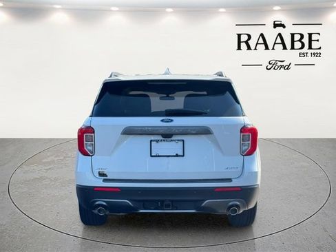 Used 2023 Ford Explorer XLT w/ Equipment Group 202A AWD/4WD image 6