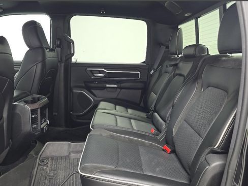 Used 2025 RAM 1500 Laramie w/ Sport Appearance Package AWD/4WD image 10