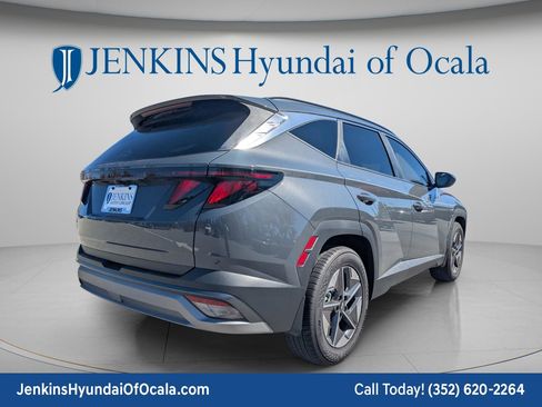 New 2026 Hyundai Tucson SEL FWD image 3
