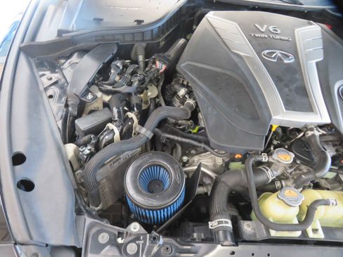 Used 2018 INFINITI Q60 3.0t Luxe image 48