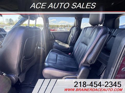 Used 2015 Dodge Grand Caravan R/T FWD image 13