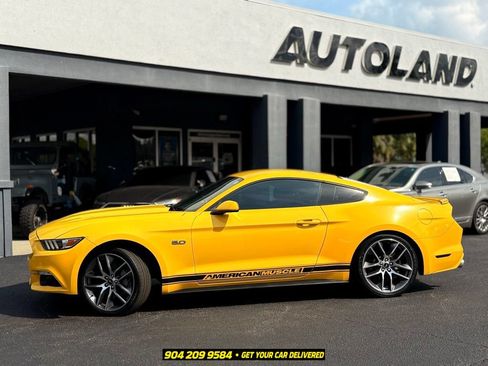 Used 2017 Ford Mustang GT RWD image 4