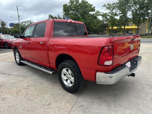 Used 2018 RAM 1500 Classic SLT w/ Luxury Group AWD/4WD image 7