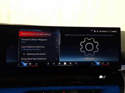 New 2025 BMW i5 M60 image 22