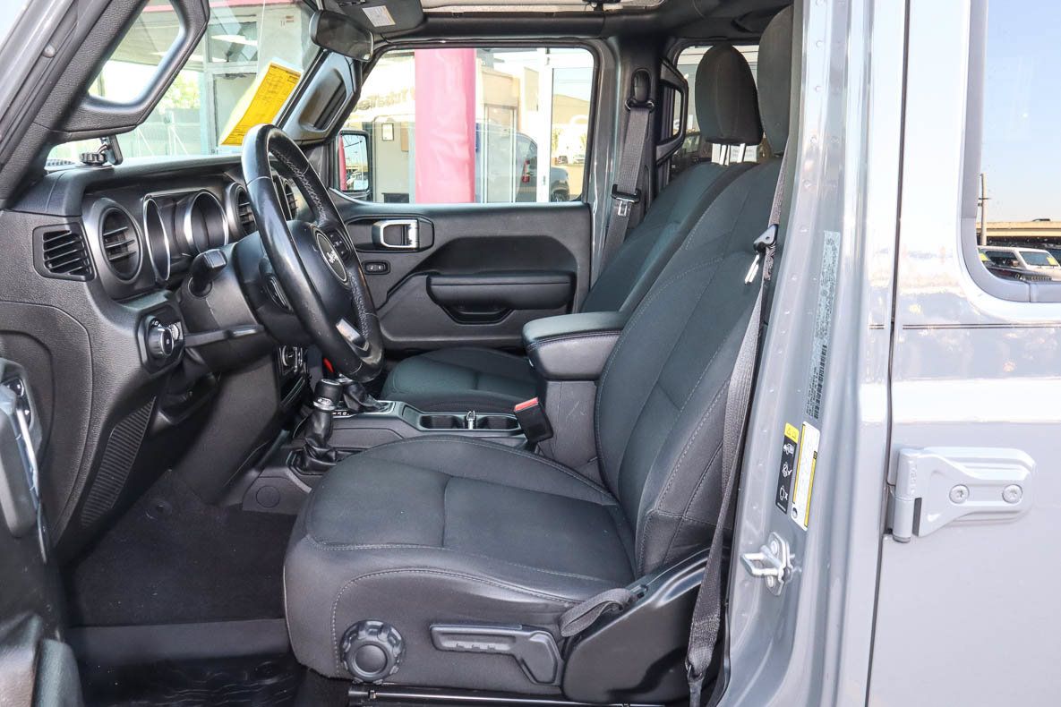 Used 2022 Jeep Wrangler Unlimited Sport AWD/4WD image 7