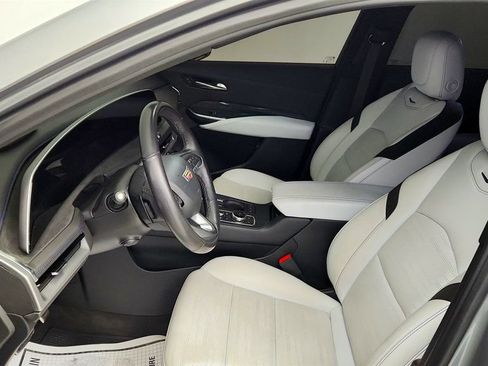 Used 2024 Cadillac XT4 Sport FWD image 21