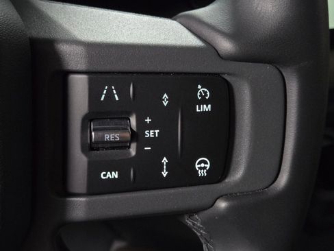 Used 2025 Land Rover Defender 110 S AWD/4WD image 26