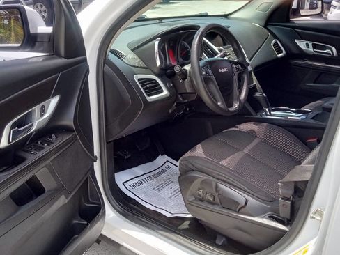 Used 2016 GMC Terrain SLE image 10