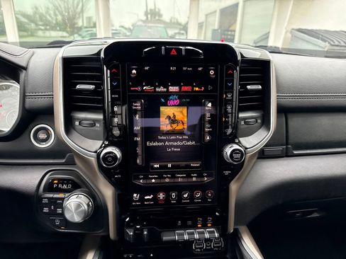 Used 2019 RAM 1500 Laramie image 18