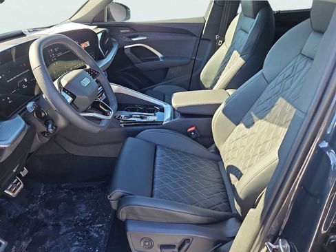 New 2025 Audi SQ5 Premium Plus image 22