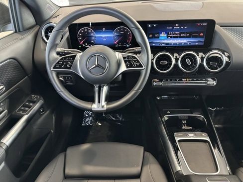 Certified 2025 Mercedes-Benz GLA 250 image 27