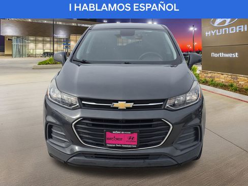 Used 2020 Chevrolet Trax LS w/ Tint and Cruise Package image 5