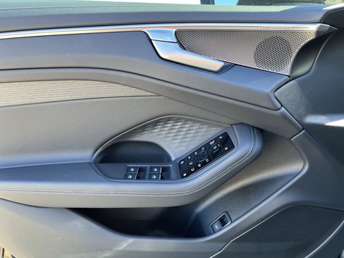 Used 2026 Audi A6 Premium Plus image 14