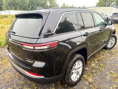 New 2025 Jeep Grand Cherokee Laredo X w/ Luxury Tech Group I image 5