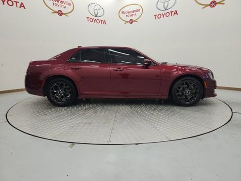 Used 2022 Chrysler 300 Touring L w/ Popular Equipment Group image 3