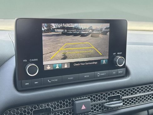 Used 2025 Honda HR-V Sport image 19