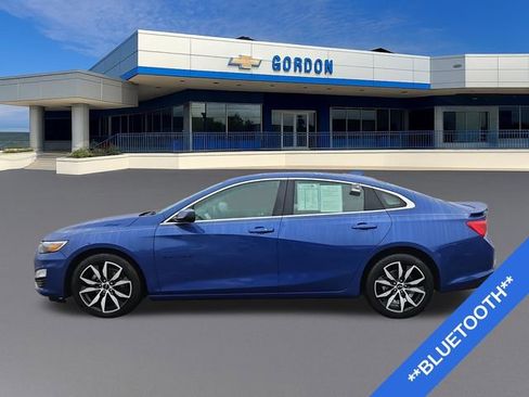 Used 2023 Chevrolet Malibu RS image 3