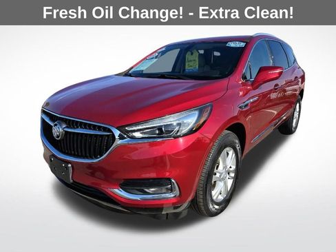 Used 2019 Buick Enclave Essence image 3