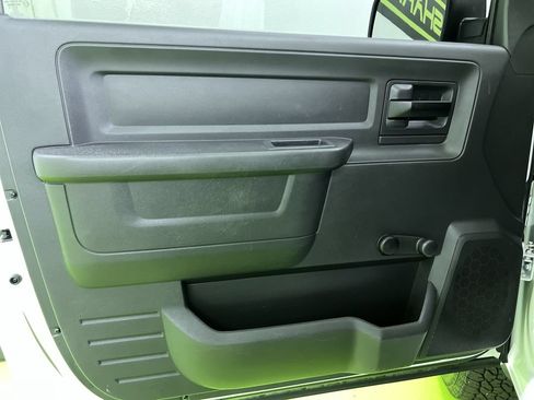 Used 2012 RAM 2500 ST w/ Popular Equipment Group AWD/4WD image 17