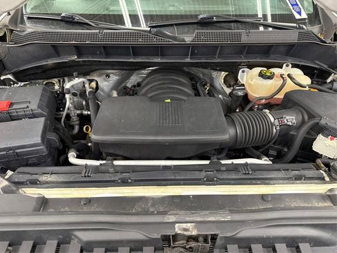 Used 2019 Chevrolet Silverado 1500 Custom Trail Boss w/ Custom Convenience Package image 12