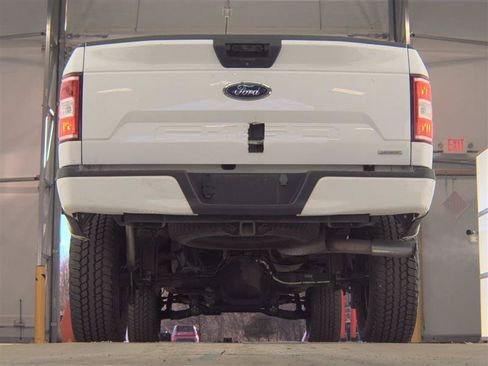 Used 2019 Ford F150 XLT w/ Equipment Group 302A Luxury AWD/4WD image 7