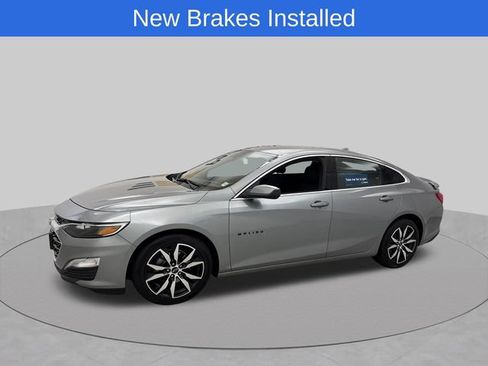 Certified 2024 Chevrolet Malibu RS w/ LPO, Floor Liner Package FWD image 2