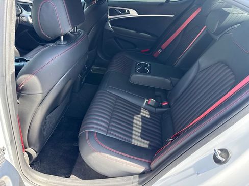 Used 2023 Genesis G70 2.0T w/ Sport Prestige Package RWD image 17