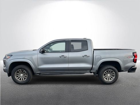 Certified 2023 Chevrolet Colorado LT w/ LT Convenience Package II image 3