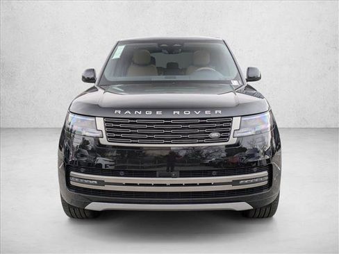 New 2026 Land Rover Range Rover Long Wheelbase SE image 6