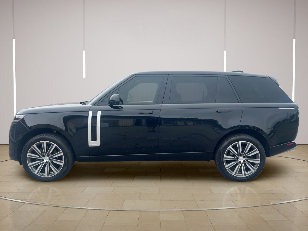 Used 2025 Land Rover Range Rover Long Wheelbase Autobiography AWD/4WD image 2