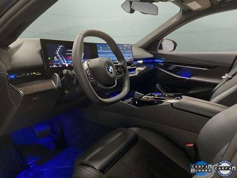 Used 2025 BMW 530i xDrive image 55