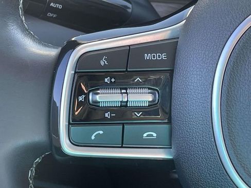 Used 2022 Kia Sorento S w/ Panoramic Sunroof Package image 21