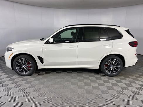 New 2026 BMW X5 xDrive40i w/ M Sport Package image 5