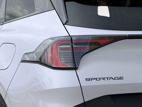 New 2026 Kia Sportage X-Line AWD/4WD image 11