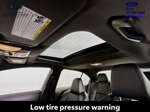 Used 2022 Toyota Corolla XSE image 21