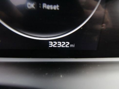 Used 2024 Kia Seltos SX w/ SX Sunroof Package image 23