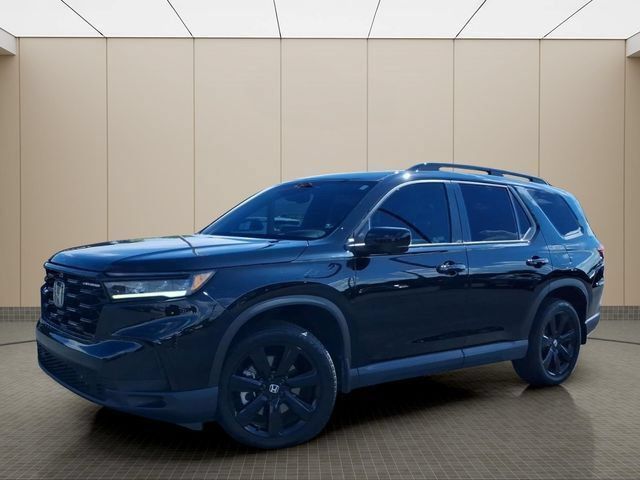 Used 2025 Honda Pilot Black Edition image 2
