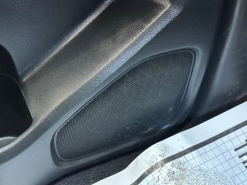 Used 2024 Nissan Frontier PRO-4X image 19