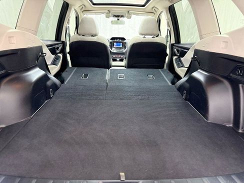 Used 2019 Subaru Forester Premium w/ All-Weather Package AWD/4WD image 26