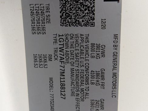 Used 2021 GMC Savana 2500 w/ Driver Convenience Package image 25