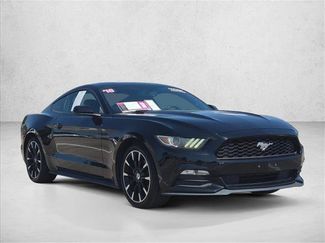 Used 2017 Ford Mustang Coupe RWD video 3