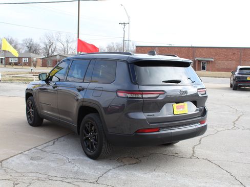 Used 2024 Jeep Grand Cherokee L Laredo image 7