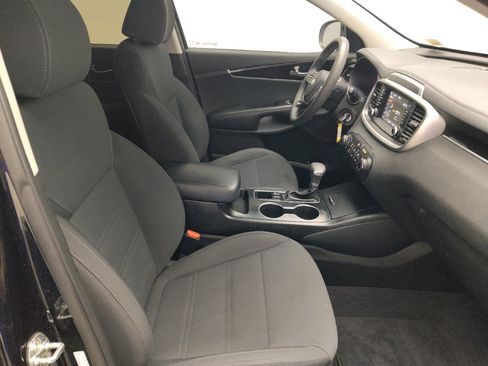Used 2019 Kia Sorento FWD image 21