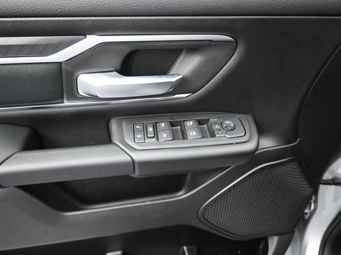 New 2026 RAM 1500 4x4 Crew Cab image 12
