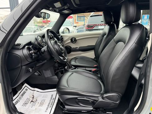 Used 2014 MINI Cooper 2-Door Hardtop image 15