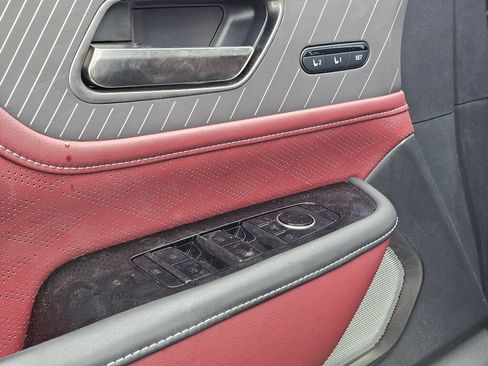 Used 2025 INFINITI QX80 Autograph AWD/4WD image 28