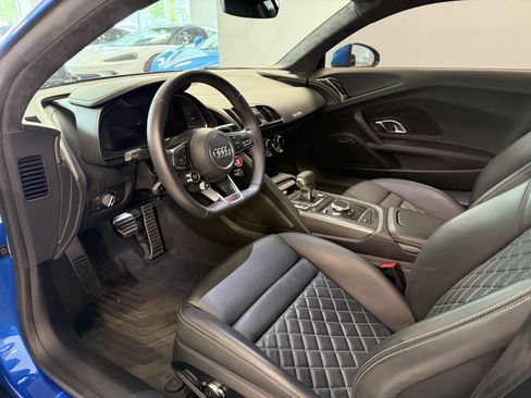 Used 2023 Audi R8 V10 performance w/ Premium Package RWD image 3